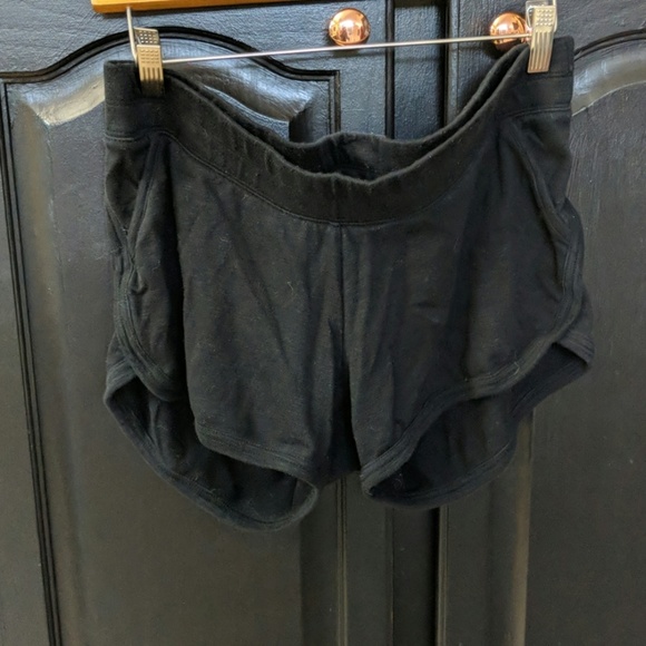 Motherhood Maternity Pants - Underbelly maternity shorts